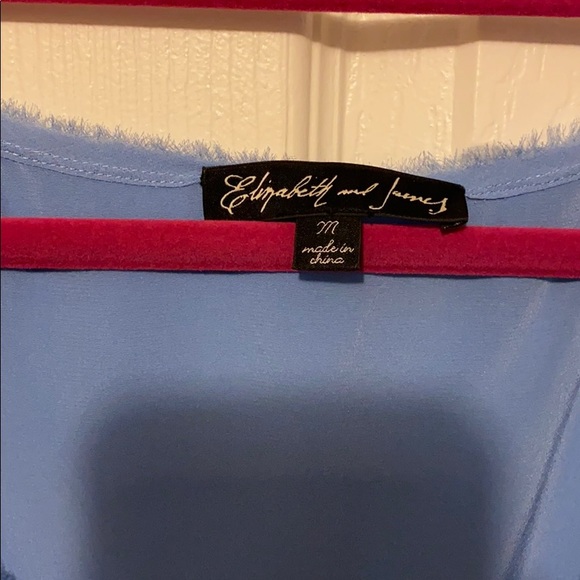 Elizabeth and James - 100% Silk - Top in size M - Picture 2 of 3